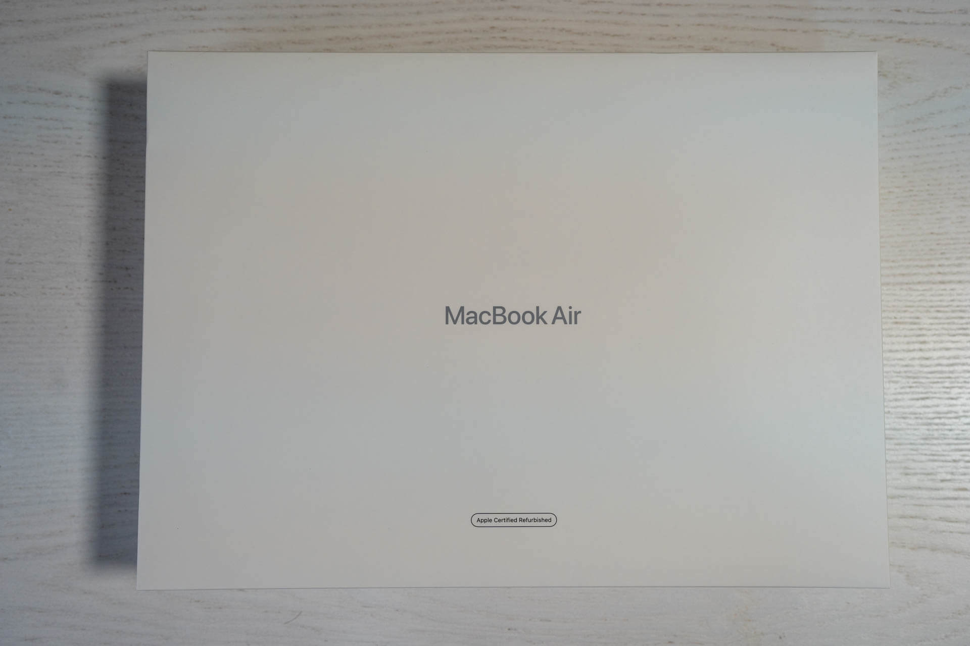 Apple認定整備済みM2 MacBook Airを買った。さっそく開封の儀 - Yuki Meguro